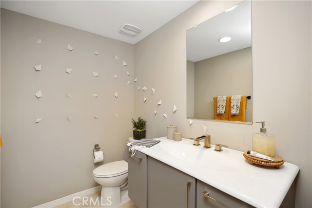 Detail Gallery Image 33 of 67 For 102 Vasto St, Rancho Mission Viejo,  CA 92694 - 3 Beds | 2/2 Baths