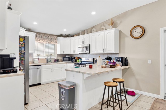 Detail Gallery Image 20 of 64 For 11331 Pasco Rd, Apple Valley,  CA 92308 - 4 Beds | 2/1 Baths