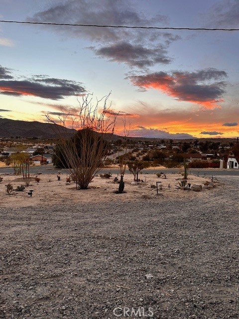 https://media.crmls.org/medias/354d14f7-007b-462f-bb0b-4b8f8fd1a394.jpg?preset=X-Large