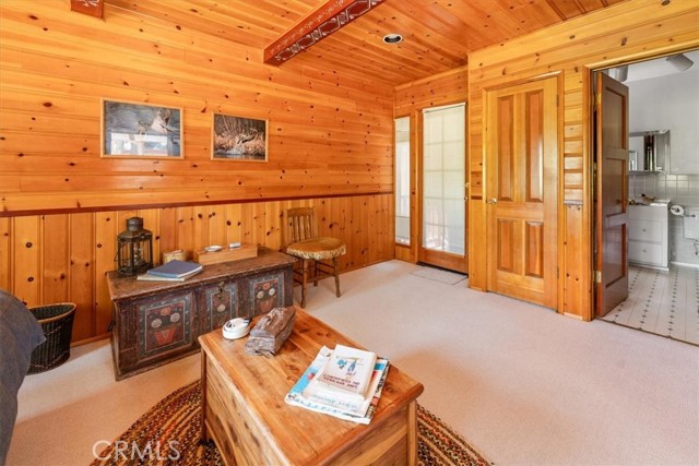 Detail Gallery Image 14 of 32 For 115 Lagunita Ln, Big Bear Lake,  CA 92315 - 4 Beds | 2 Baths