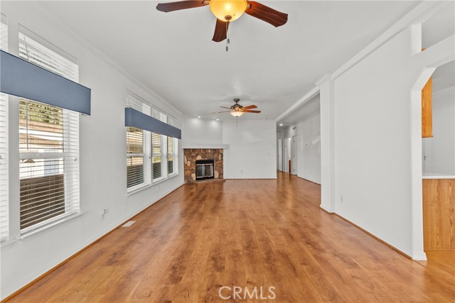 Detail Gallery Image 13 of 75 For 15455 Glenoaks Bld #502,  Sylmar,  CA 91342 - 2 Beds | 2 Baths