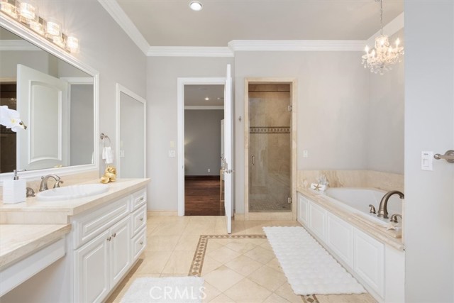 4976 Odessa Avenue, Encino CA: https://media.crmls.org/medias/354f92bf-405d-47ae-a185-14d335f1ec74.jpg