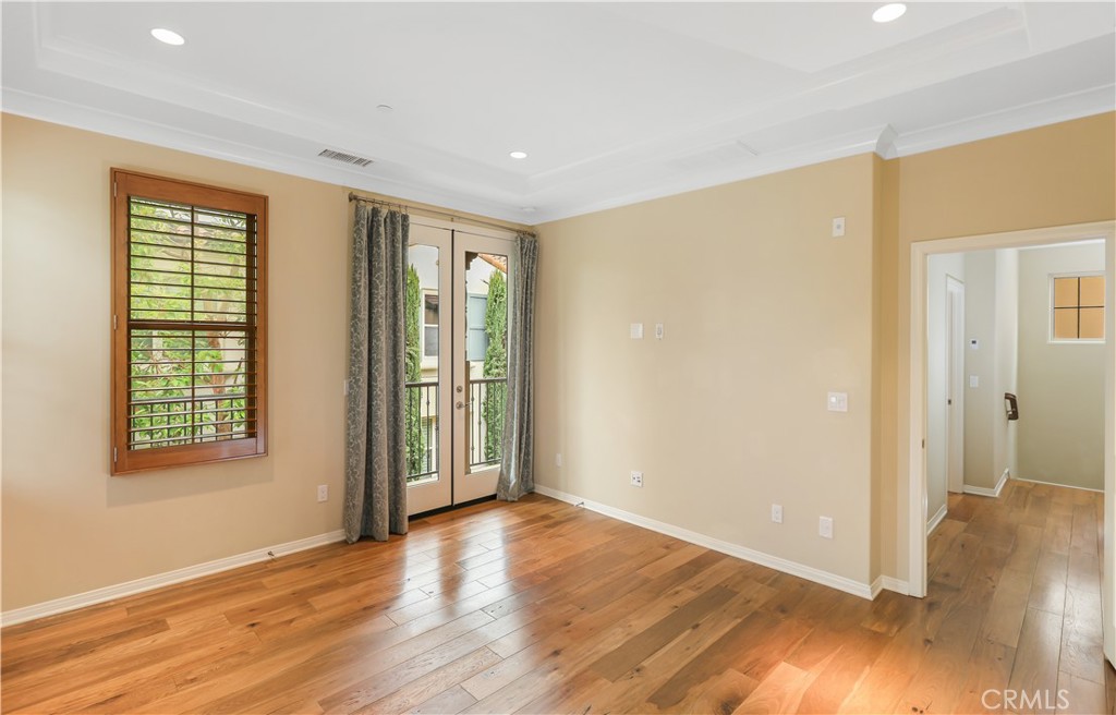 355079ed A6e9 4509 A8ae 9ac9ac8237ef