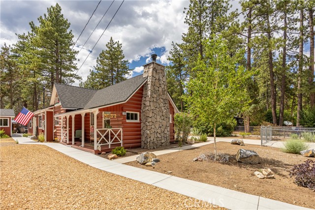 Detail Gallery Image 37 of 41 For 1009 Myrtle Ave, Big Bear City,  CA 92314 - 3 Beds | 3 Baths