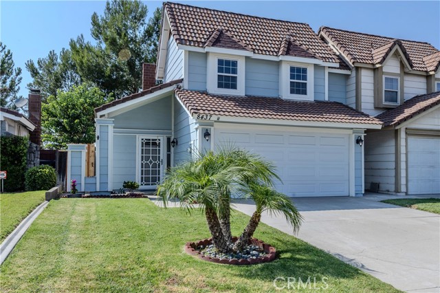 8437 E Amberwood Street, Anaheim Hills CA: https://media.crmls.org/medias/3550b28b-c56a-4033-b496-83f6b4fc4e43.jpg