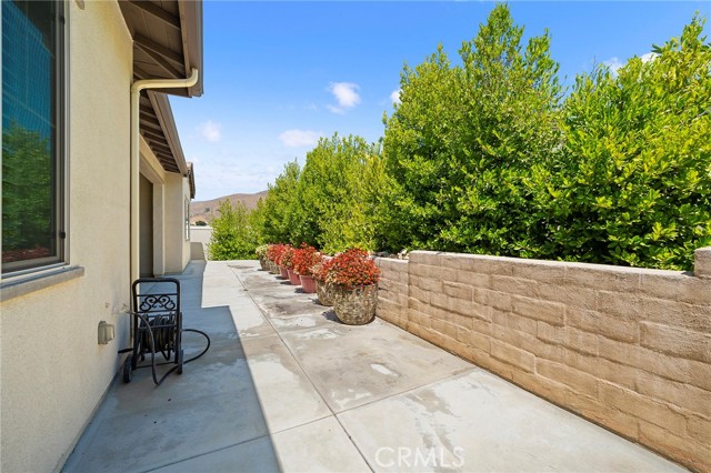 Detail Gallery Image 40 of 67 For 11657 Ambling Way, Corona,  CA 92883 - 3 Beds | 3/1 Baths