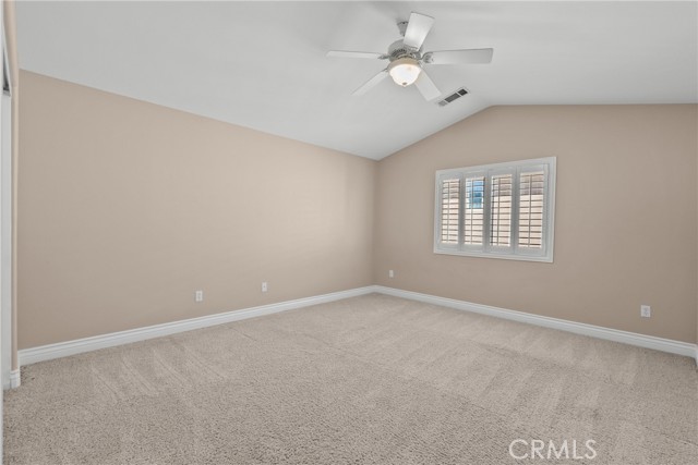 30146 Galbreth Ct, Castaic CA: https://media.crmls.org/medias/3550c27f-9d2a-4cec-80dd-a01cf3ae6b1c.jpg