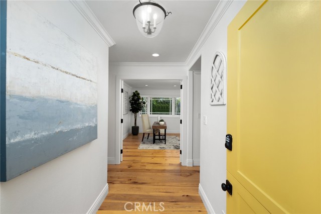 Detail Gallery Image 4 of 47 For 1696 Palau Pl, Costa Mesa,  CA 92626 - 3 Beds | 2 Baths
