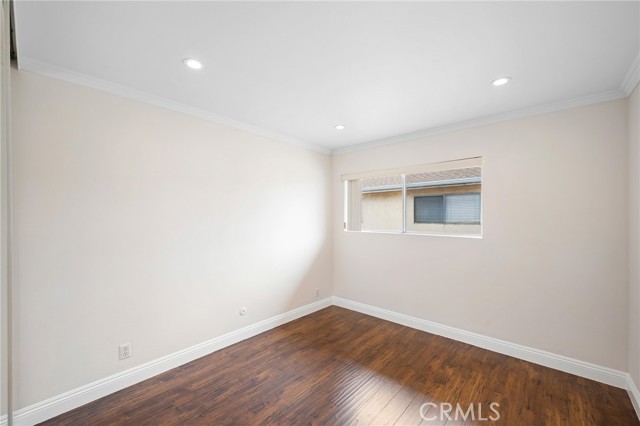 Detail Gallery Image 22 of 28 For 121 Sinclair Ave #206,  Glendale,  CA 91206 - 2 Beds | 2 Baths