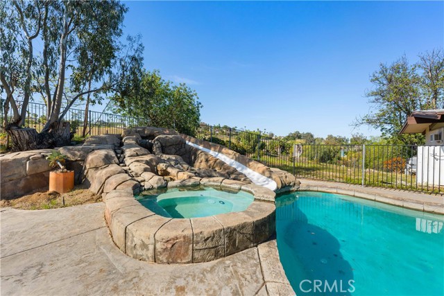 Detail Gallery Image 22 of 27 For 15720 Golden Star Ave, Riverside,  CA 92506 - 4 Beds | 3 Baths