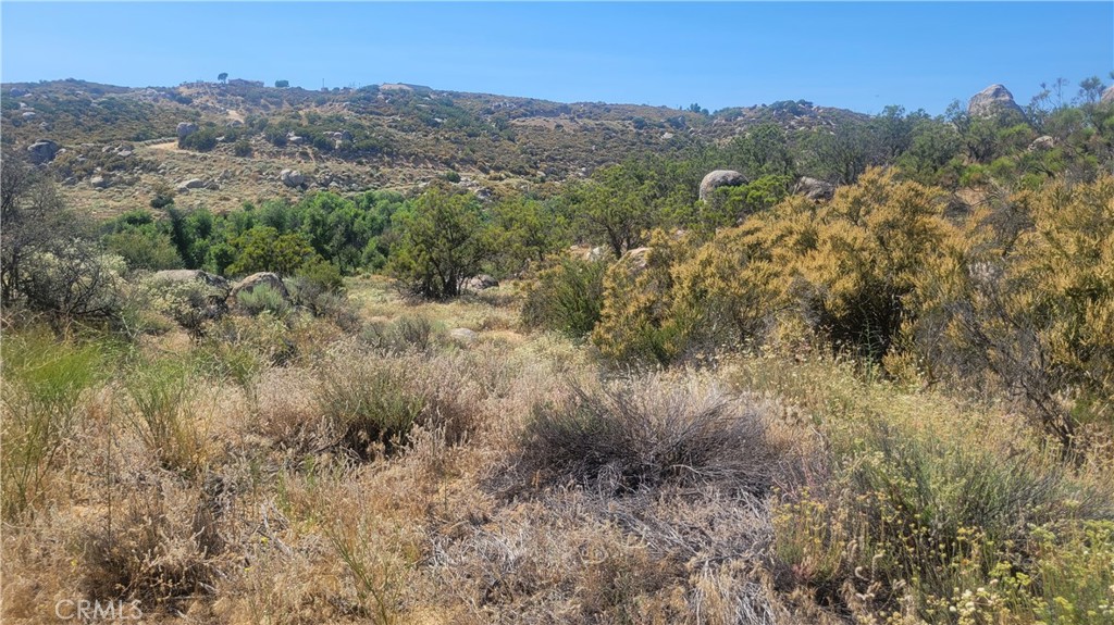48775 Leaning Rock Court