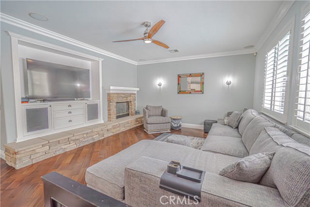 Detail Gallery Image 12 of 63 For 25531 Durant Pl, Stevenson Ranch,  CA 91381 - 5 Beds | 3 Baths