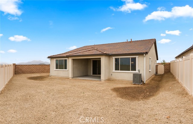 25200 Forest Hills Drive, Menifee CA: https://media.crmls.org/medias/35565bc8-4ec4-4b63-8ad4-68a2d55ae546.jpg