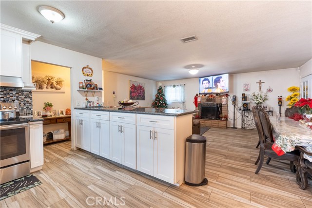 Detail Gallery Image 11 of 28 For 17930 Bellflower St, Adelanto,  CA 92301 - 3 Beds | 2 Baths