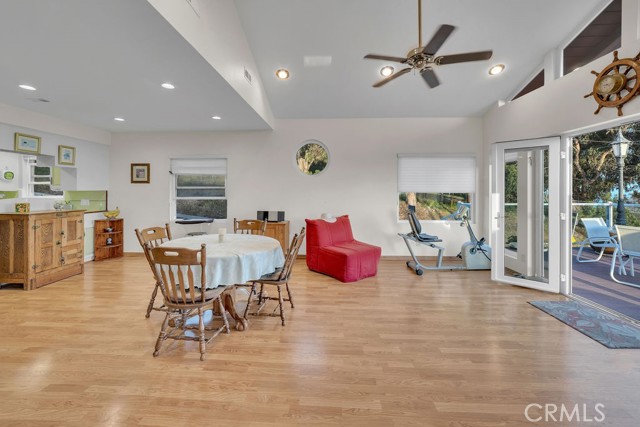 Detail Gallery Image 26 of 65 For 900 W 37th St, San Pedro,  CA 90731 - 3 Beds | 2 Baths