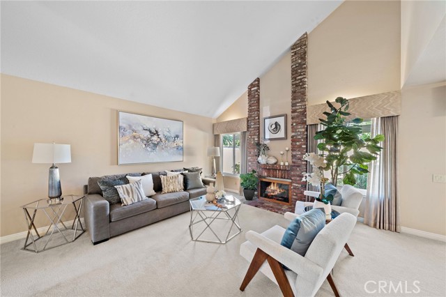 18108 Hearth Drive, Fountain Valley CA: https://media.crmls.org/medias/3557480f-f4e9-4a4e-93c3-af0c709ea6d6.jpg