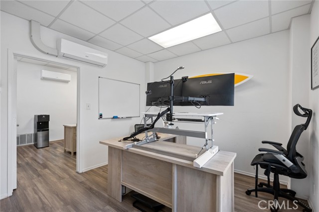 824 Torrance, Redondo Beach CA: https://media.crmls.org/medias/355773e1-b902-42b4-a6ee-d14d1e96aeb0.jpg