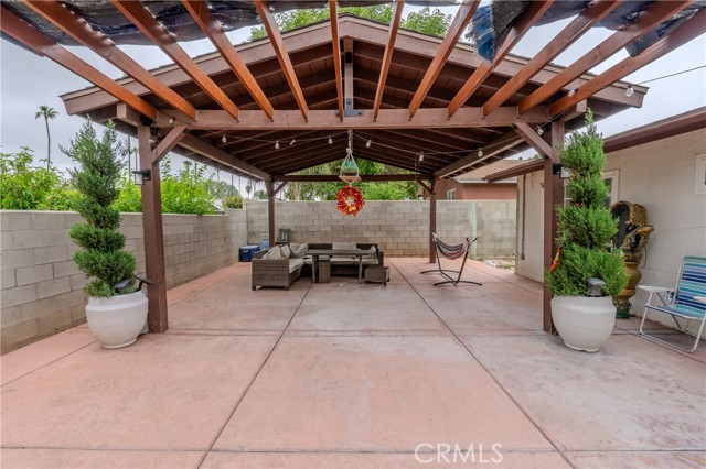 Detail Gallery Image 16 of 22 For 7235 Fiesta Ave, Riverside,  CA 92504 - 4 Beds | 2 Baths
