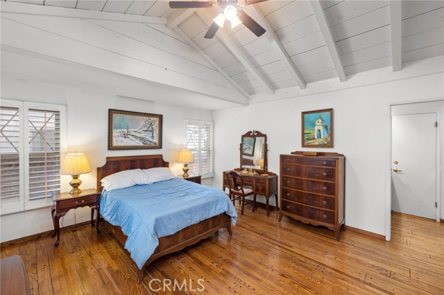 113 Vista Del Parque, Redondo Beach, California 90277, 2 Bedrooms Bedrooms, ,1 BathroomBathrooms,Residential,Sold,Vista Del Parque,SB24098927