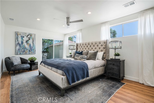 Detail Gallery Image 4 of 5 For 5450 Morella Ave, Valley Village,  CA 91607 - 3 Beds | 2 Baths
