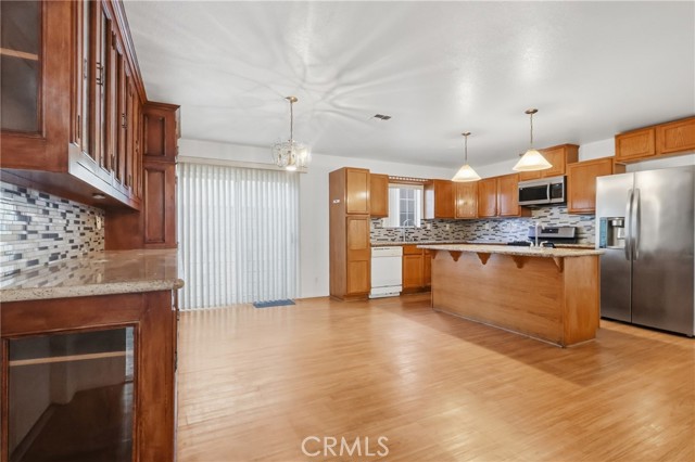 Detail Gallery Image 9 of 38 For 2211 Barbour Ct, San Pedro,  CA 90731 - 4 Beds | 2 Baths