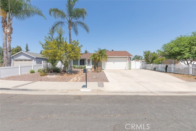 Image 2 for 10753 Parliament Ln, Riverside, CA 92503