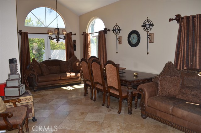 25592 Aragon Way, Yorba Linda CA: https://media.crmls.org/medias/355ae2e6-0f1d-4b00-b35a-0a680ac260a5.jpg