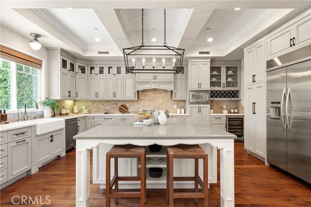 Detail Gallery Image 5 of 33 For 4330 Bellaire Ave, Studio City,  CA 91604 - 5 Beds | 4/1 Baths