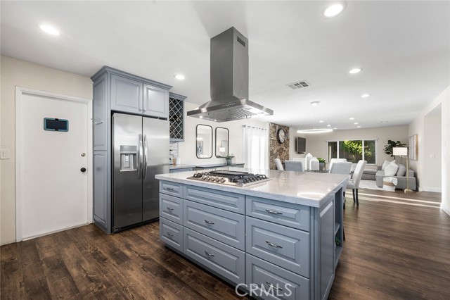 Detail Gallery Image 12 of 35 For 240 Bedford Way, Upland,  CA 91786 - 4 Beds | 2 Baths