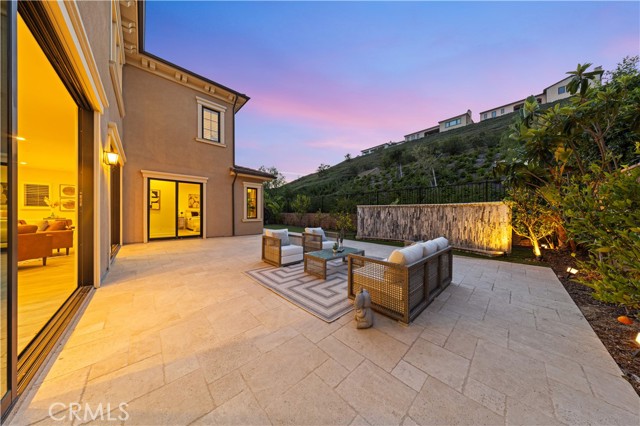 Detail Gallery Image 2 of 74 For 111 Great Oak, Irvine,  CA 92602 - 5 Beds | 5/1 Baths