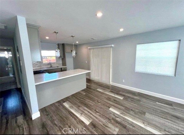 7838 Sancola Avenue, Sun Valley CA: https://media.crmls.org/medias/355b92a6-fd79-484c-a398-2a3abd2fcc31.jpg