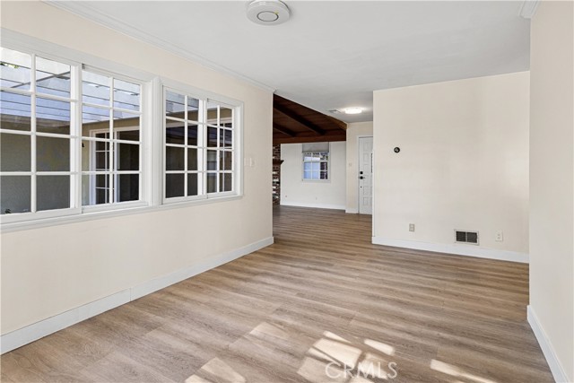 Detail Gallery Image 21 of 47 For 17361 Parthenia, –,  CA 91325 - 5 Beds | 4 Baths