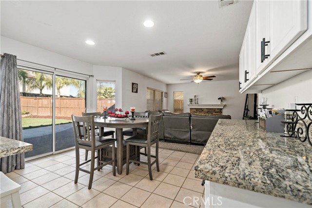 Detail Gallery Image 17 of 49 For 40713 La Salle Pl, Murrieta,  CA 92563 - 3 Beds | 3/1 Baths