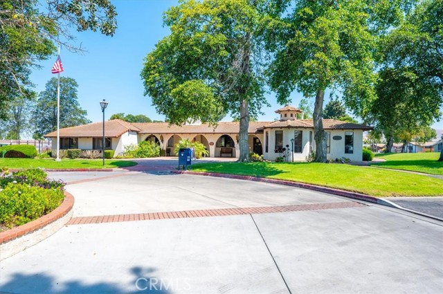 519 W Taylor Street, Santa Maria CA: https://media.crmls.org/medias/355e05e0-4ac8-404b-9251-bf3e1aebbaf1.jpg