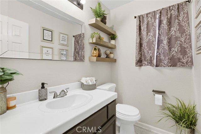 Detail Gallery Image 14 of 26 For 24546 New Haven Dr, Murrieta,  CA 92562 - 3 Beds | 2/1 Baths