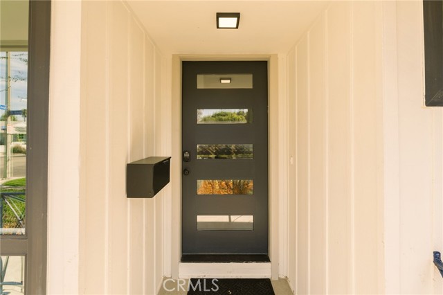 Detail Gallery Image 4 of 48 For 2050 Josie Ave, Long Beach,  CA 90815 - 3 Beds | 2 Baths