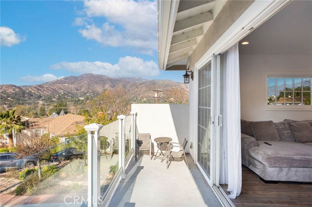 Detail Gallery Image 14 of 44 For 1851 Tamerlane Dr, Glendale,  CA 91208 - 4 Beds | 3 Baths