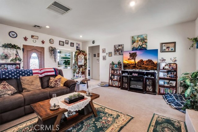 Detail Gallery Image 11 of 46 For 58583 Buena Vista Dr, Yucca Valley,  CA 92284 - 3 Beds | 2 Baths