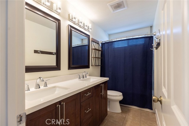 35183 Flamingo Way, Winchester CA: https://media.crmls.org/medias/35628f94-da58-4d15-9ede-812cd299a188.jpg