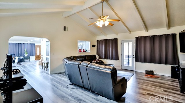 Detail Gallery Image 17 of 18 For 6631 Walton Dr, Huntington Beach,  CA 92647 - 4 Beds | 2 Baths