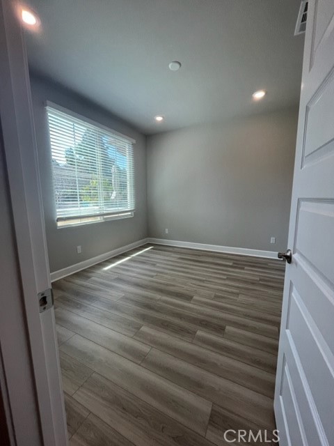 7256 Highwater Dr, Huntington Beach CA: https://media.crmls.org/medias/356378c0-5e6e-4dfe-abaa-312b29632895.jpg