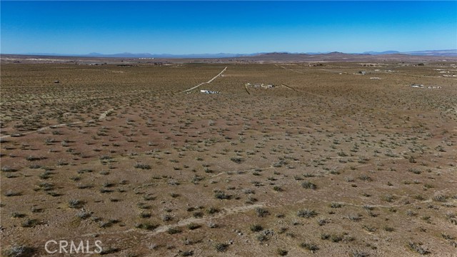 Detail Gallery Image 10 of 12 For 707 Piccolo Dr, Helendale,  CA 92342 - – Beds | – Baths