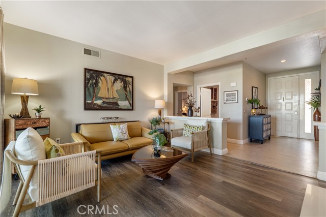 Detail Gallery Image 10 of 46 For 5142 Warner Ave #209,  Huntington Beach,  CA 92649 - 2 Beds | 2 Baths