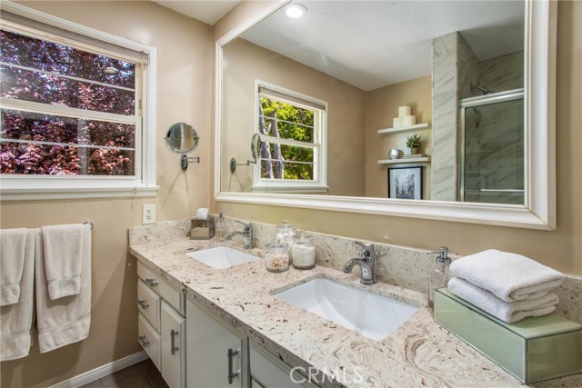 Detail Gallery Image 15 of 45 For 1117 Chestnut Ave, Redlands,  CA 92373 - 3 Beds | 2 Baths