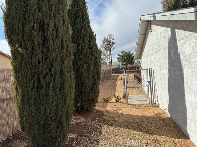 11780 Jamacha Road, Apple Valley CA: https://media.crmls.org/medias/35656738-1d4e-4051-87a3-4c098ffe6d1f.jpg
