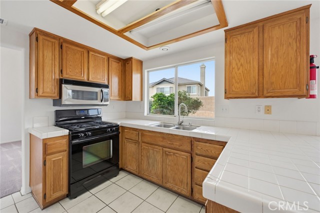 Detail Gallery Image 12 of 40 For 2039 Bayou Ct, Hemet,  CA 92545 - 4 Beds | 2/1 Baths