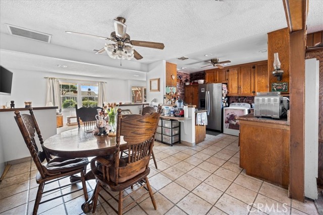 Detail Gallery Image 8 of 19 For 12091 Blackmer, Garden Grove,  CA 92845 - 4 Beds | 2 Baths