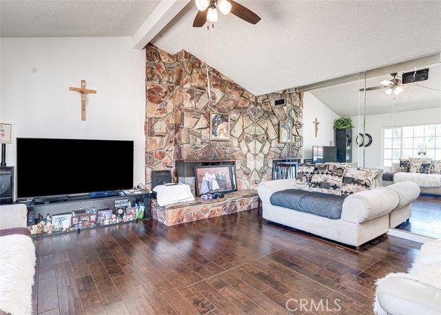 Detail Gallery Image 23 of 43 For 2960 Terraza Pl, Fullerton,  CA 92835 - 4 Beds | 4 Baths