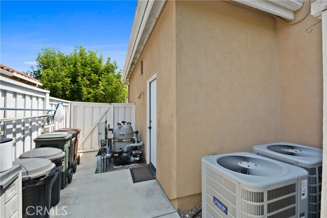 411 Bolivia, San Clemente CA: https://media.crmls.org/medias/356a5dec-3910-474f-aea6-ad96a93fabee.jpg
