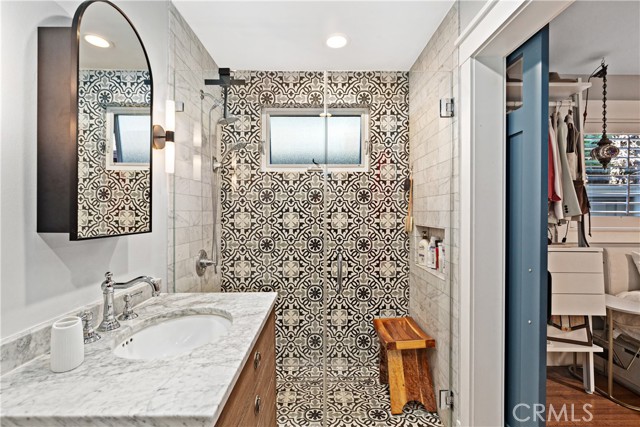 Detail Gallery Image 22 of 22 For 235 Mira Mar Ave #3,  Long Beach,  CA 90803 - 1 Beds | 2 Baths